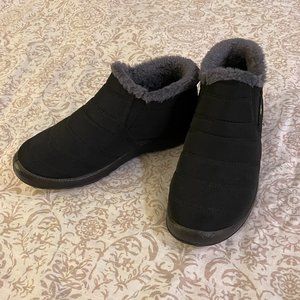 Black booties with grey fuzzy lining